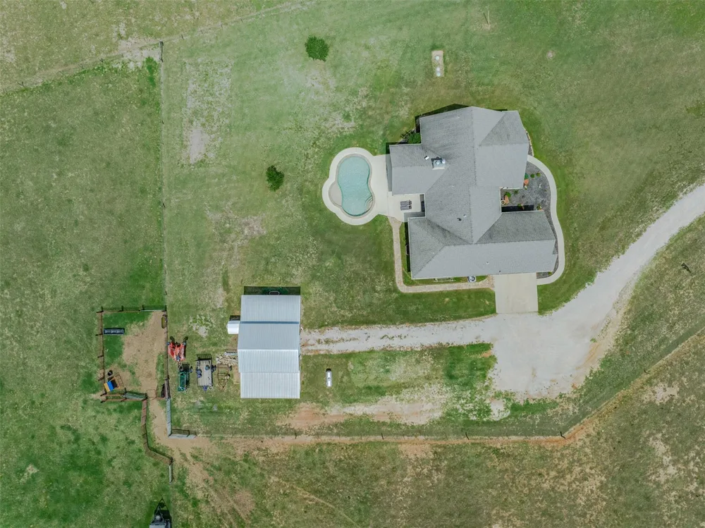 2232 Fm 975 Caldwell, TX 77836