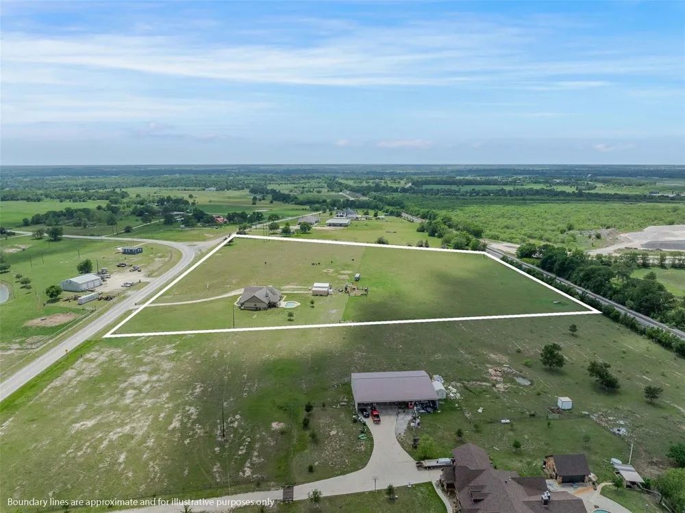2232 Fm 975 Caldwell, TX 77836