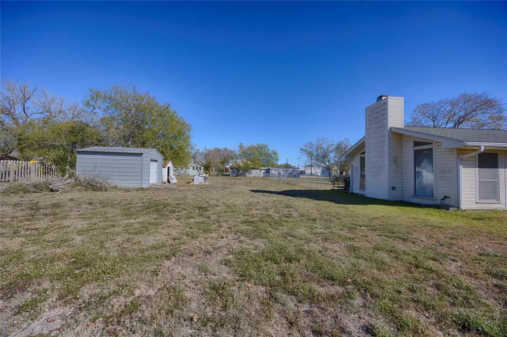 507 South Street Schulenburg, TX 78956
