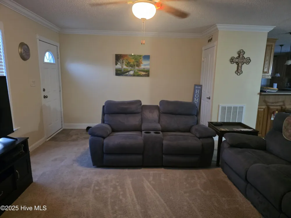 394 Bullard Pit Circle Autryville, NC 28318