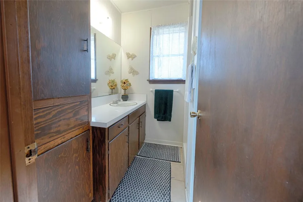507 South Street Schulenburg, TX 78956