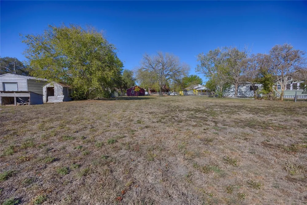 507 South Street Schulenburg, TX 78956
