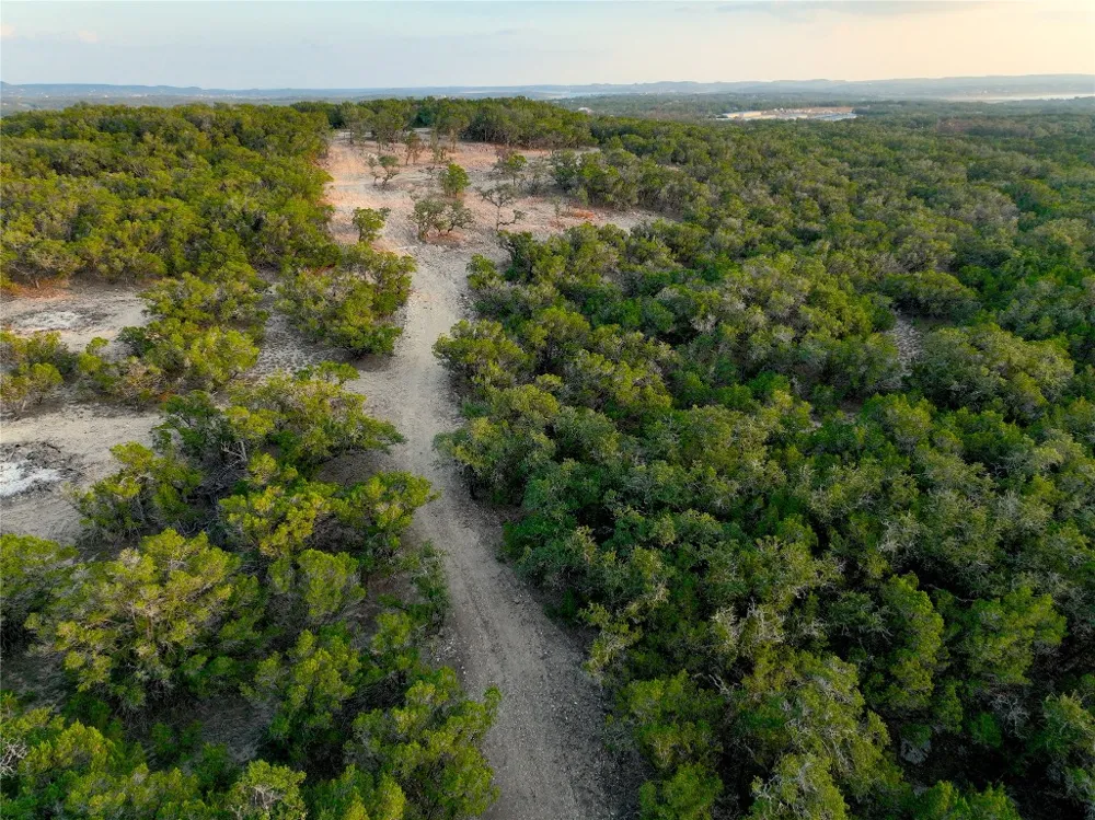 100 Cranes Mill North Road Canyon Lake, TX 78133