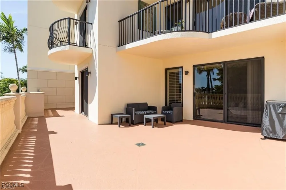 Cape Harbour Drive #105 Cape Coral, FL 33914