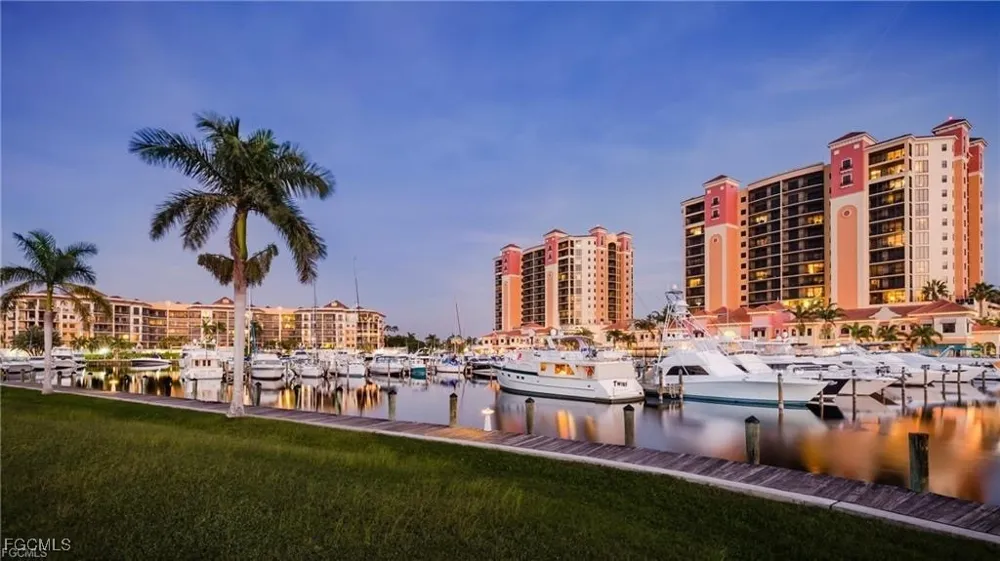 Cape Harbour Drive #105 Cape Coral, FL 33914