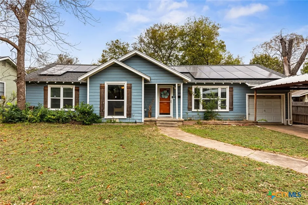 4205 Fort Avenue Waco, TX 76710