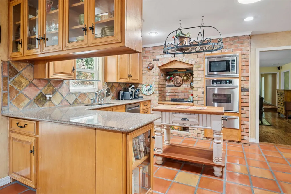 813 shady Lane Southlake, TX 76092