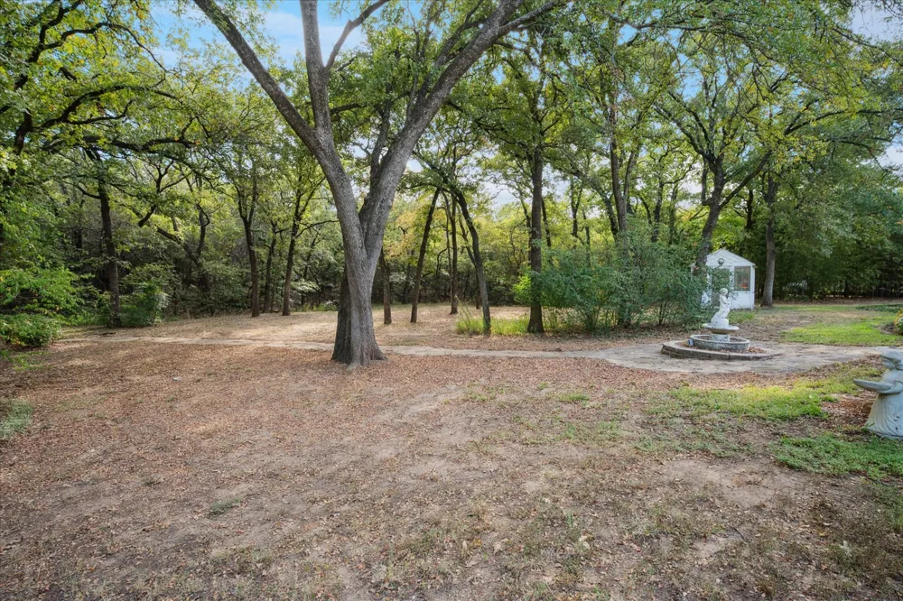 813 shady Lane Southlake, TX 76092