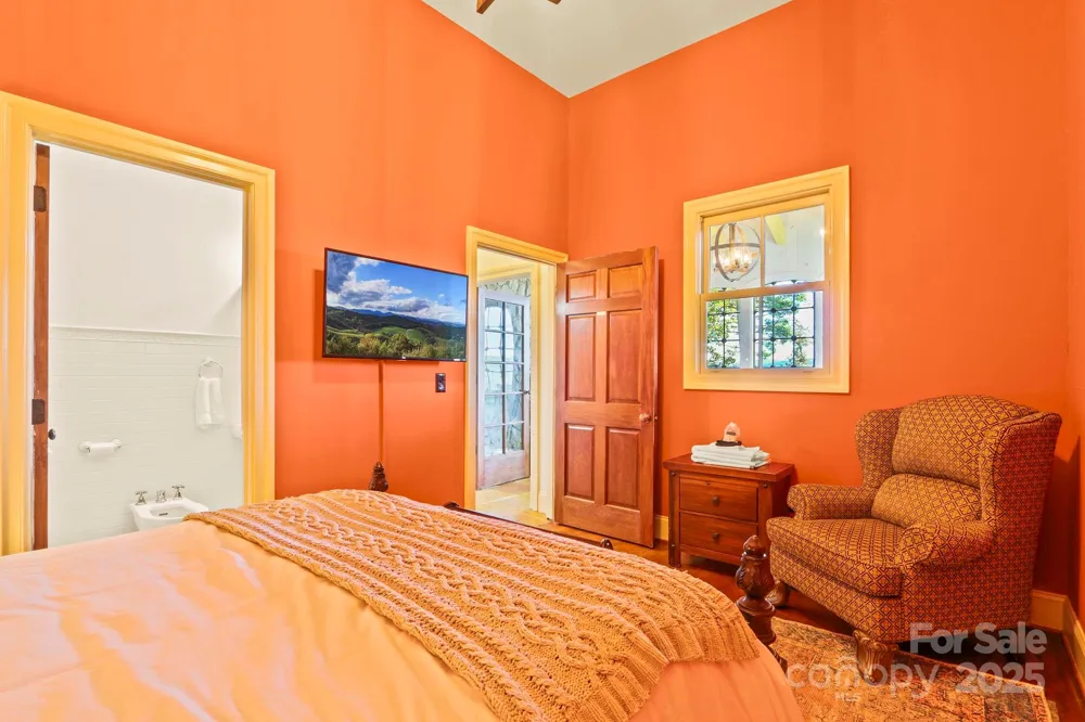 5742 NC Highway 194 S Banner Elk, NC 28604