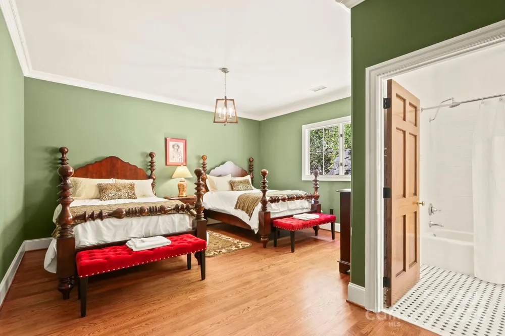 5742 NC Highway 194 S Banner Elk, NC 28604