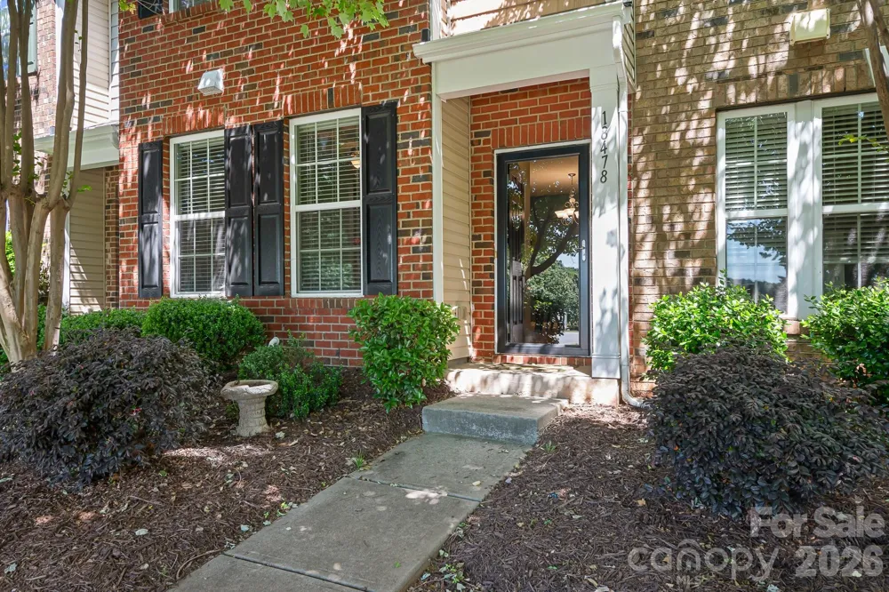 18478 W Catawba Avenue Cornelius, NC 28031