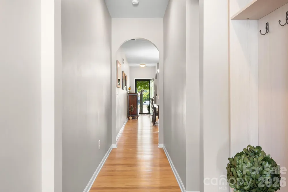 18478 W Catawba Avenue Cornelius, NC 28031