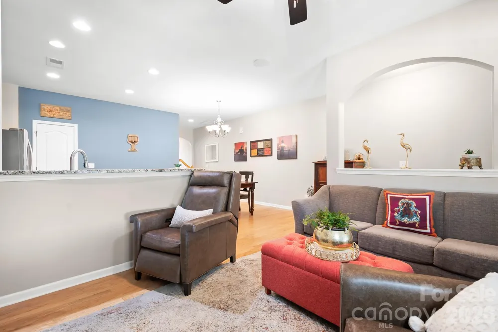18478 W Catawba Avenue Cornelius, NC 28031