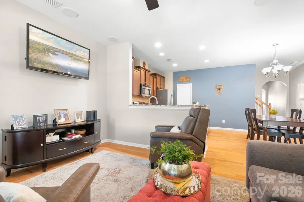 18478 W Catawba Avenue Cornelius, NC 28031
