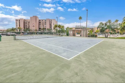 7700 SUN ISLAND DRIVE S #402