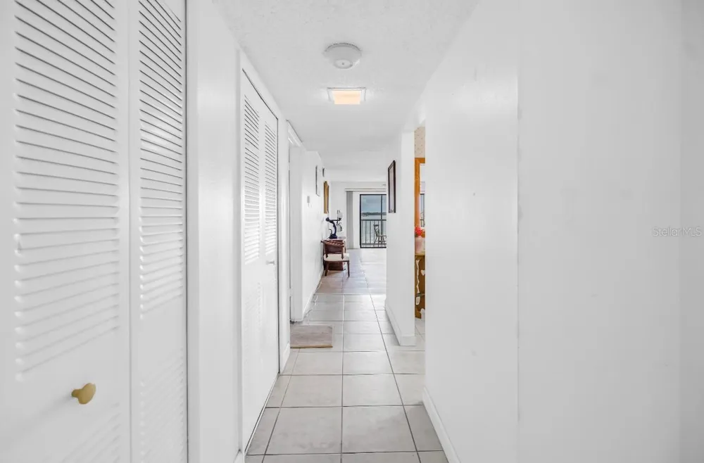 7700 SUN ISLAND DRIVE S #402 South Pasadena, FL 33707