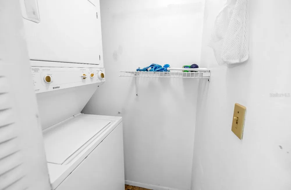 7700 SUN ISLAND DRIVE S #402 South Pasadena, FL 33707