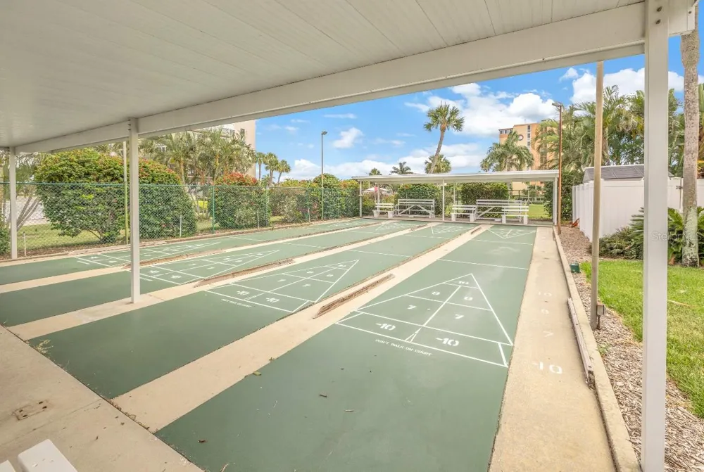 7700 SUN ISLAND DRIVE S #402 South Pasadena, FL 33707