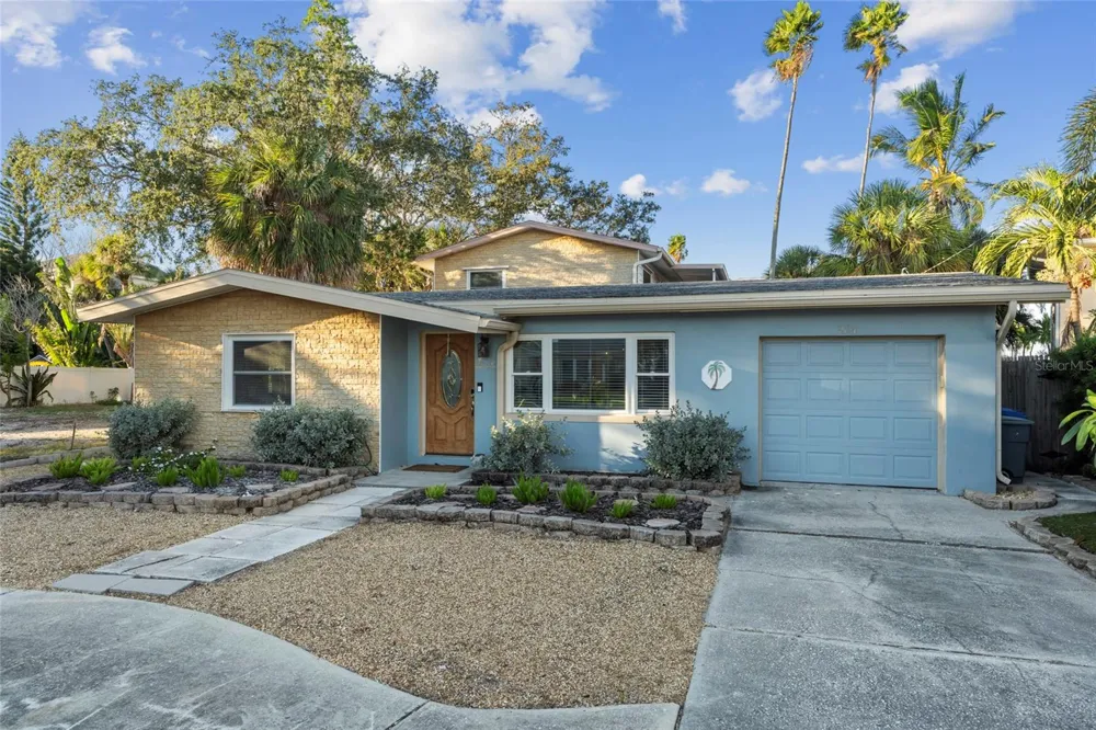 284 44TH AVENUE St Pete Beach, FL 33706