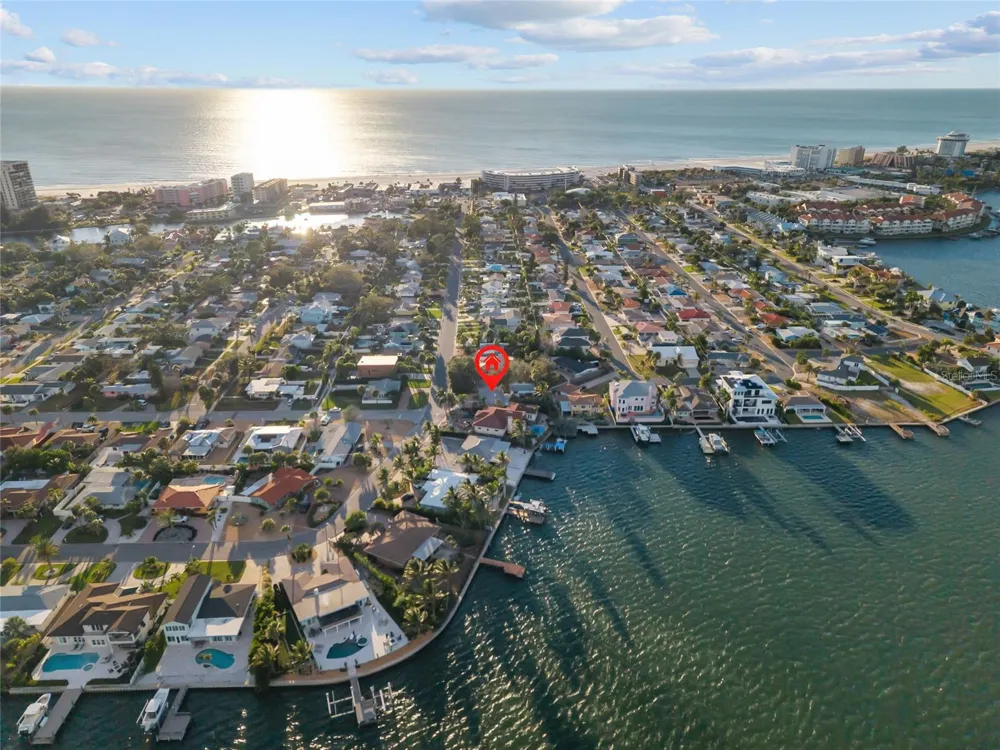 284 44TH AVENUE St Pete Beach, FL 33706