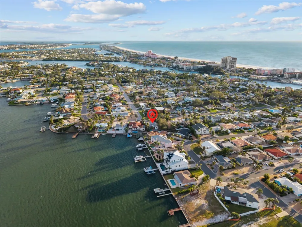 284 44TH AVENUE St Pete Beach, FL 33706