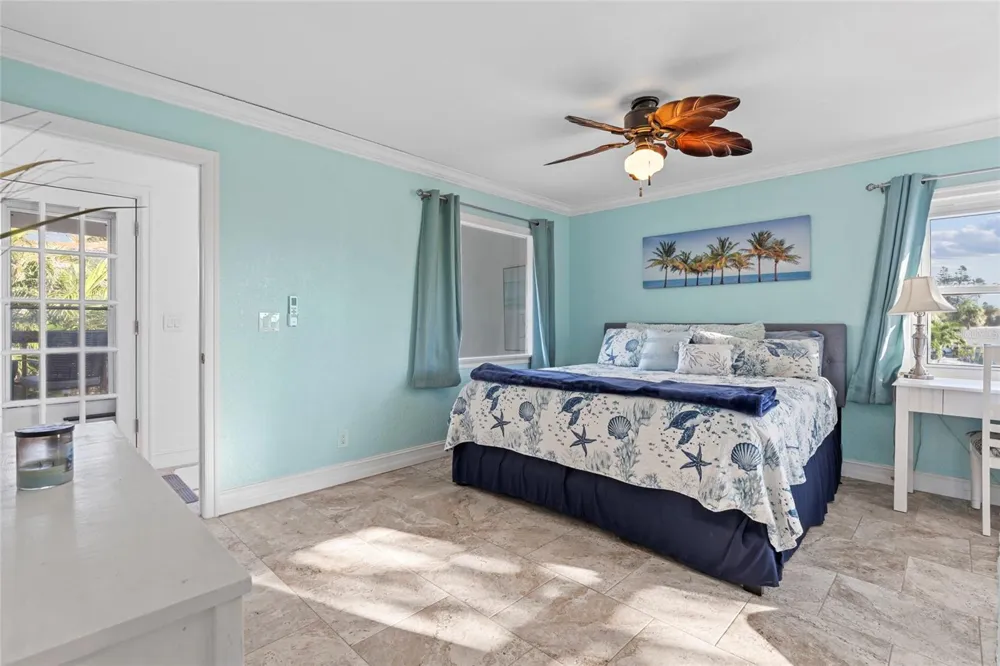 284 44TH AVENUE St Pete Beach, FL 33706