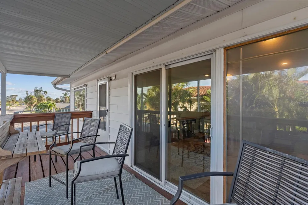 284 44TH AVENUE St Pete Beach, FL 33706