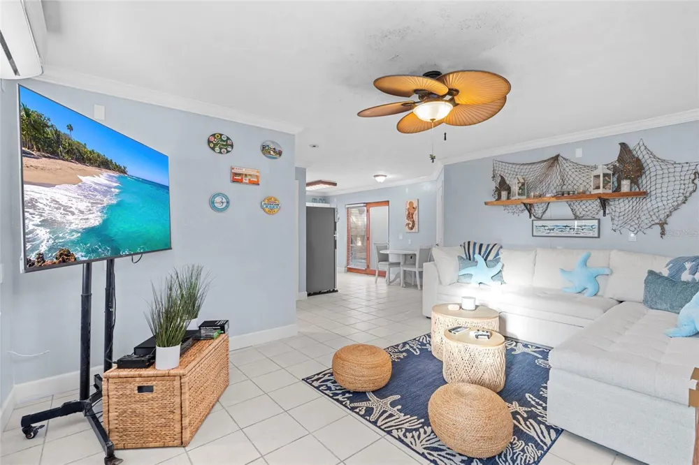 284 44TH AVENUE St Pete Beach, FL 33706