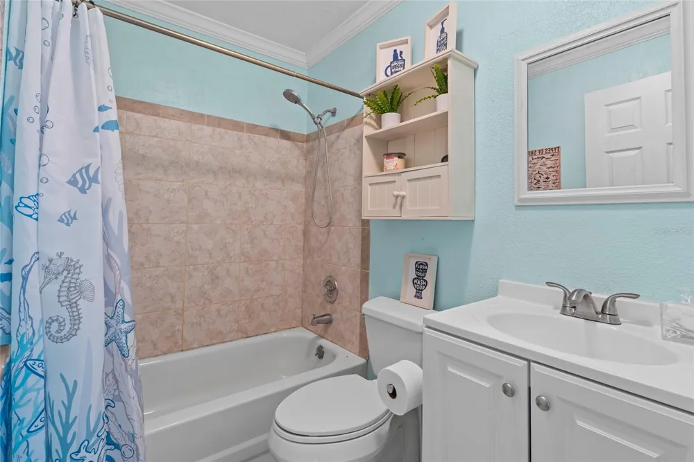 284 44TH AVENUE St Pete Beach, FL 33706
