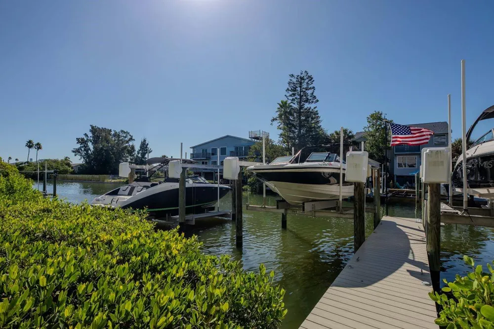 196 HAVEN BEACH DRIVE Indian Rocks Beach, FL 33785