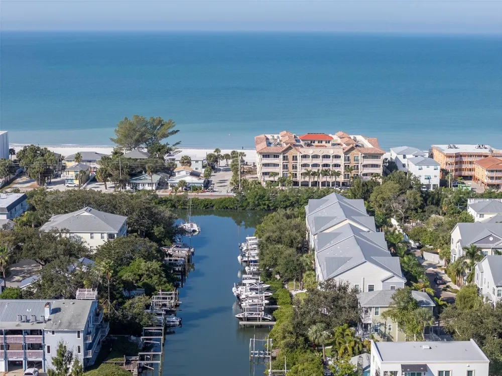 196 HAVEN BEACH DRIVE Indian Rocks Beach, FL 33785