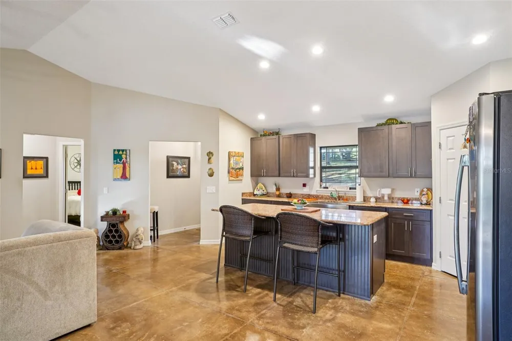 13400 COUNTY ROAD 450 Umatilla, FL 32784