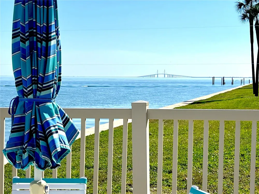 7550 SUNSHINE SKYWAY LANE S #P11 St Petersburg, FL 33711