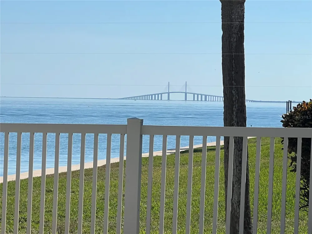 7550 SUNSHINE SKYWAY LANE S #P11 St Petersburg, FL 33711