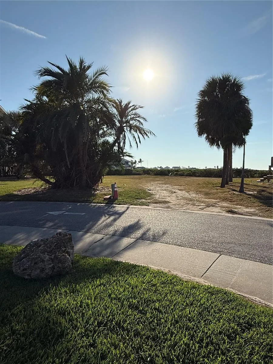5523 2ND AVENUE CIRCLE W Palmetto, FL 34221