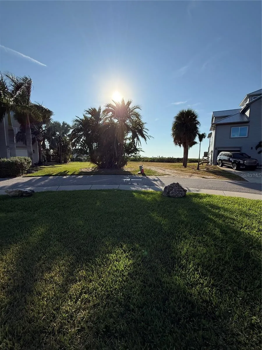 5523 2ND AVENUE CIRCLE W Palmetto, FL 34221