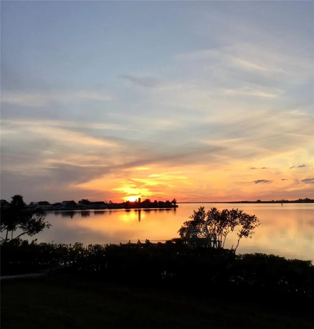 5523 2ND AVENUE CIRCLE W Palmetto, FL 34221