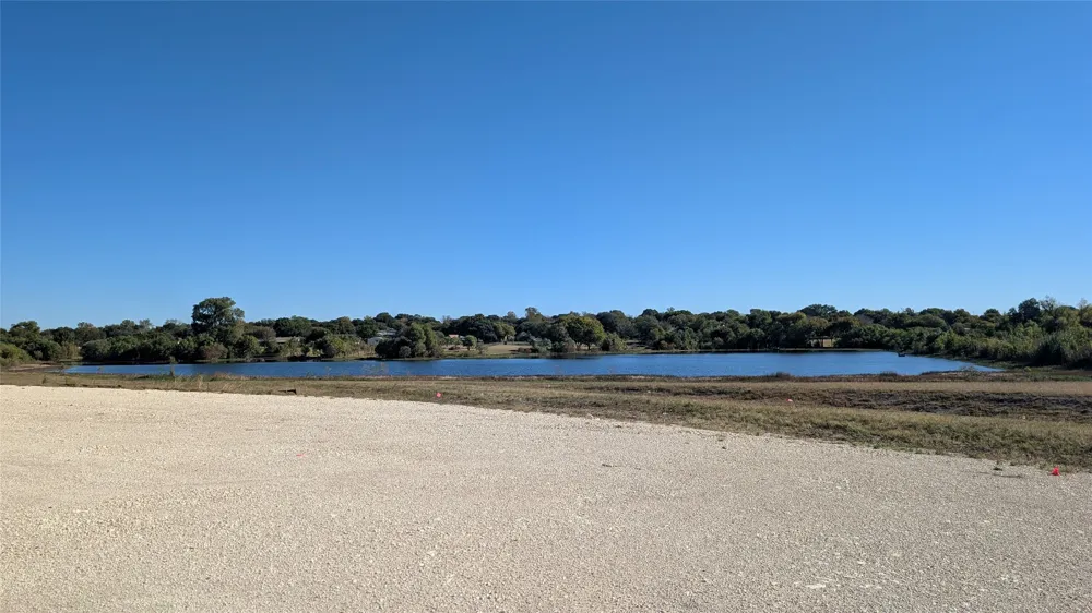 317 Lakeside Landing Lorena, TX 76655