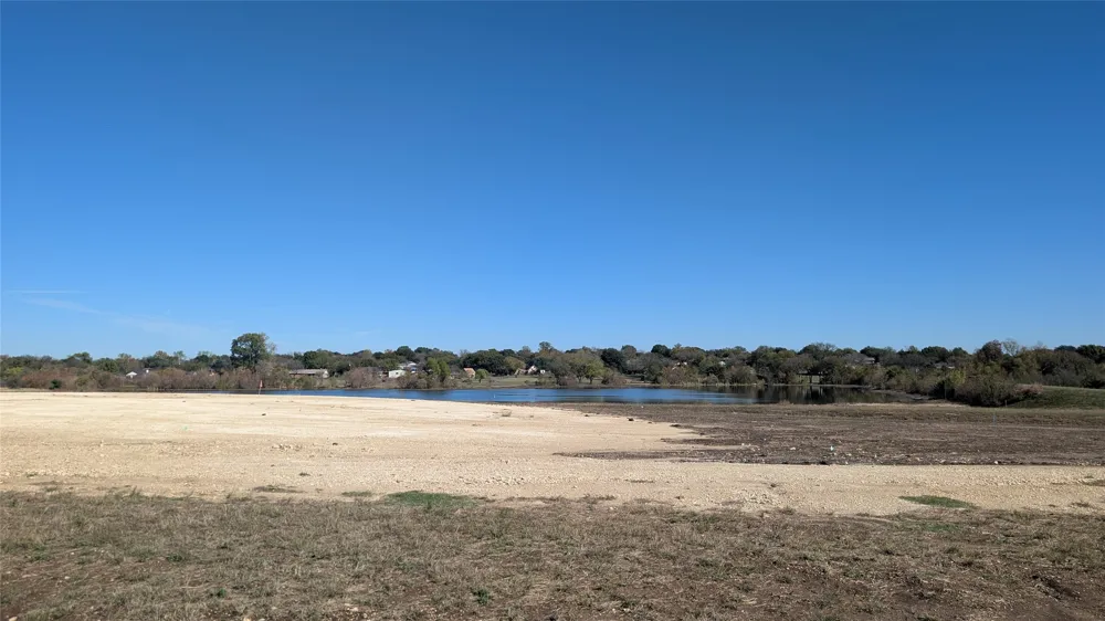 317 Lakeside Landing Lorena, TX 76655