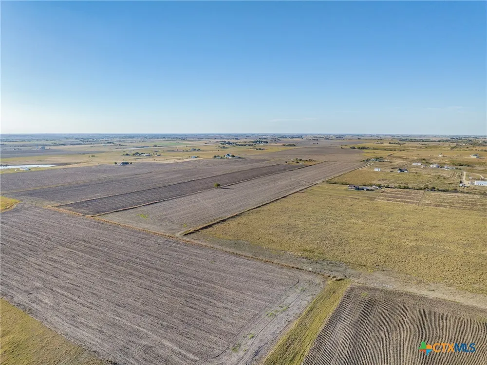 Fm-112 Thrall, TX 76578
