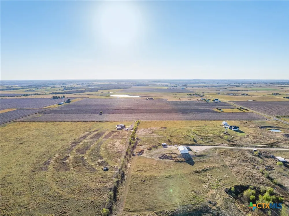 Fm-112 Thrall, TX 76578