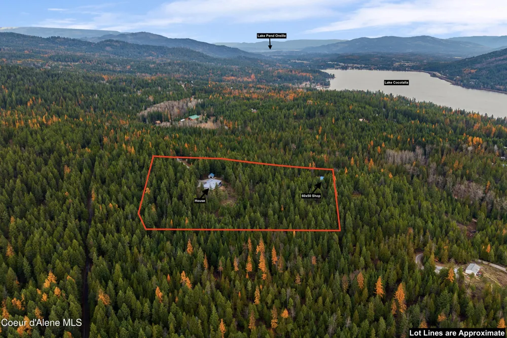 422 Roop Rd Cocolalla, ID 83813