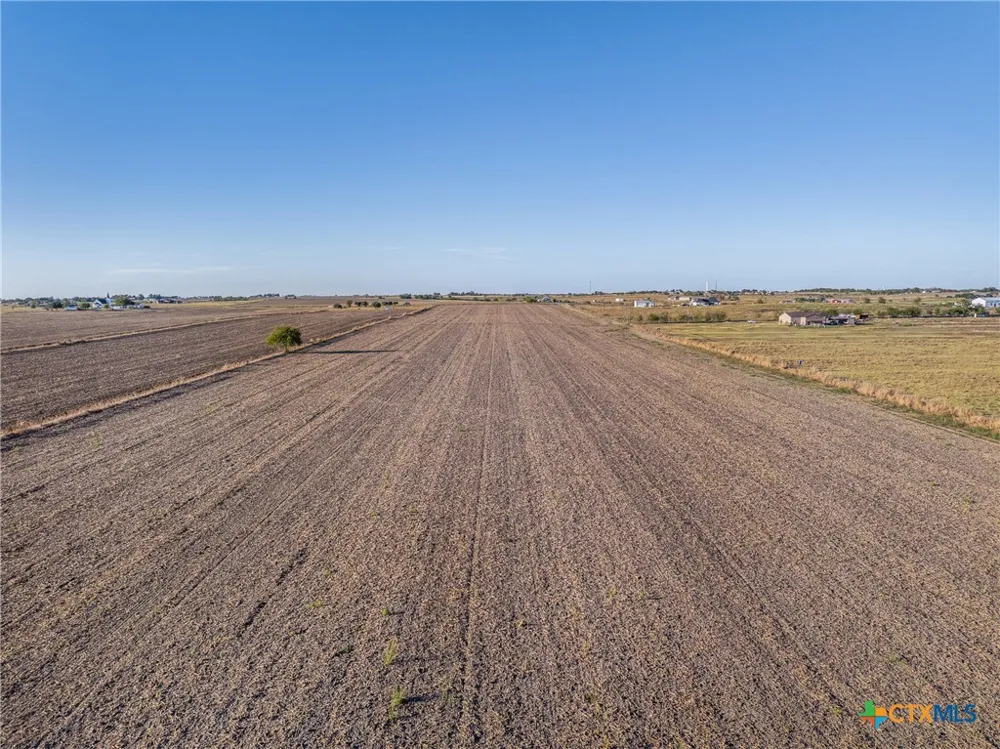 Fm-112 Thrall, TX 76578
