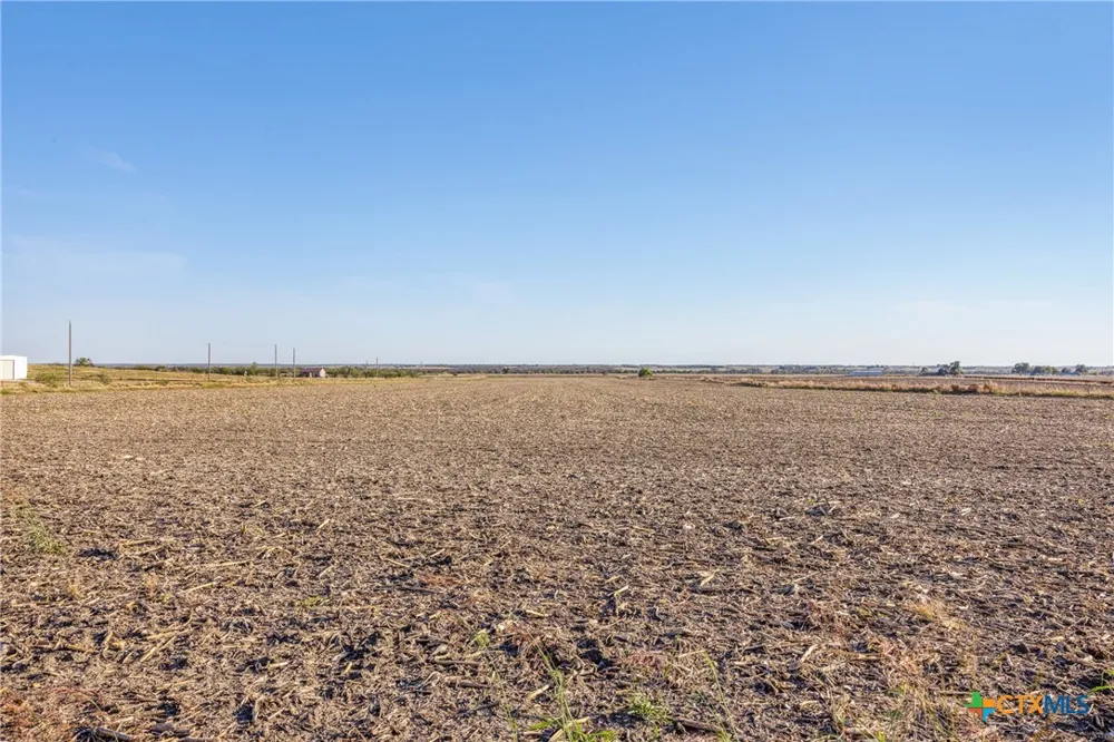 Fm-112 Thrall, TX 76578