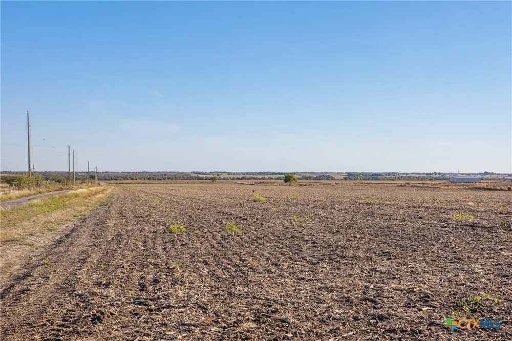 Fm-112 Thrall, TX 76578