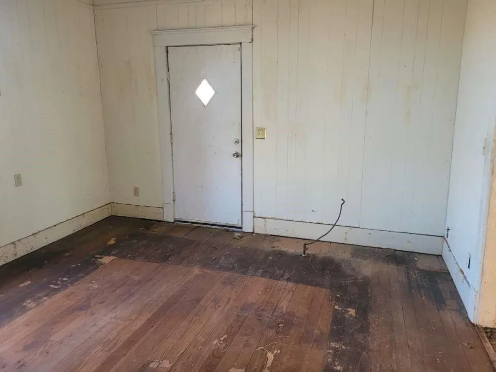 707 W Houston Street Clarksville, TX 75426