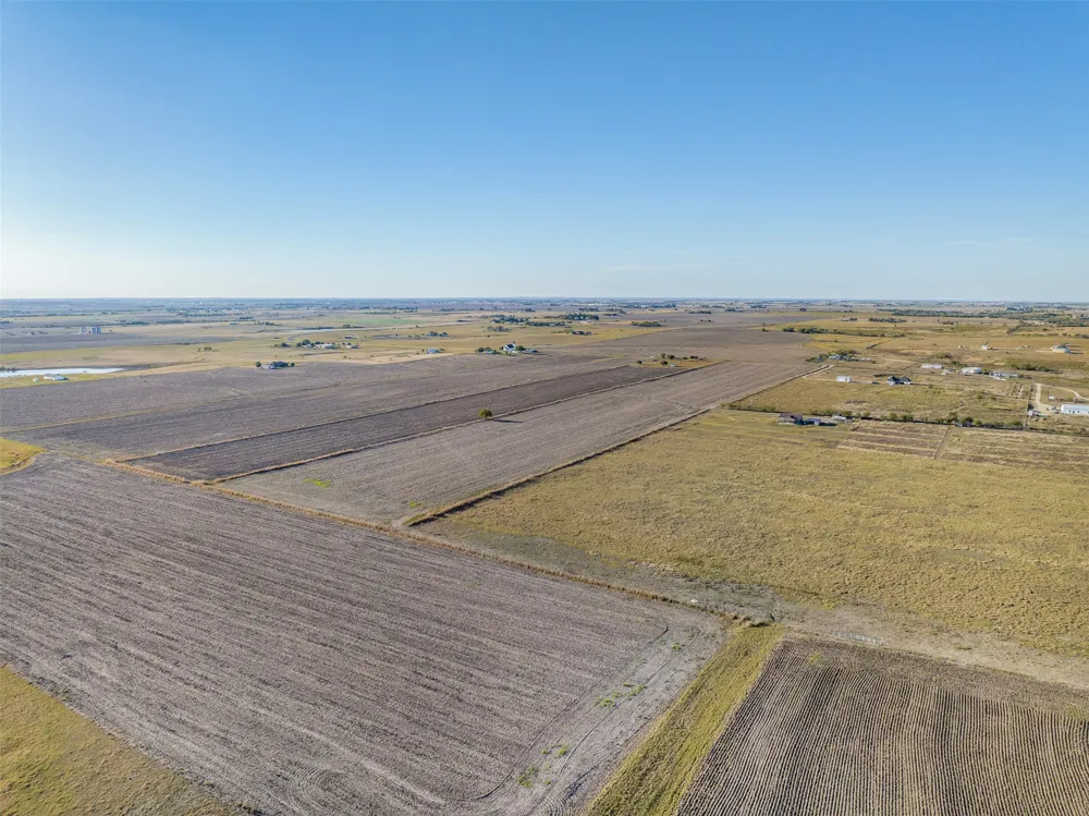 Fm-112 Thrall, TX 76578