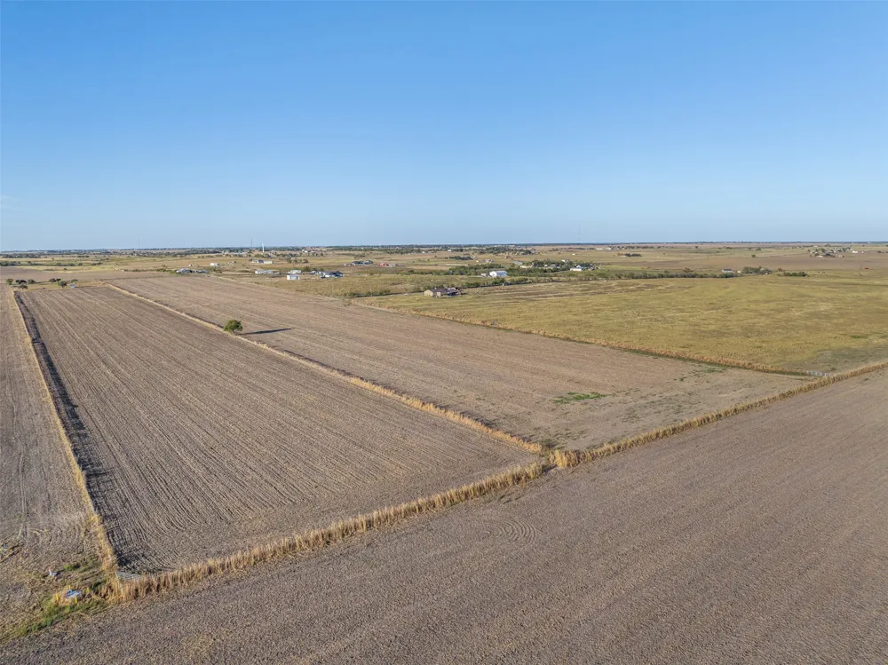 Fm-112 Thrall, TX 76578