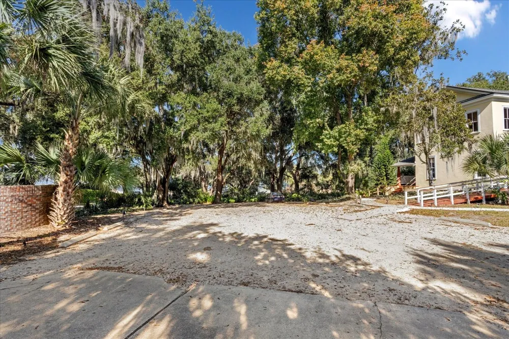 620 TUBB STREET Oakland, FL 34760
