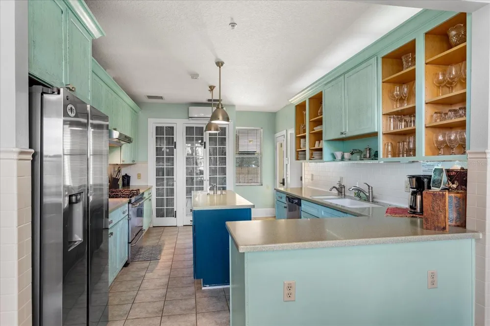 620 TUBB STREET Oakland, FL 34760